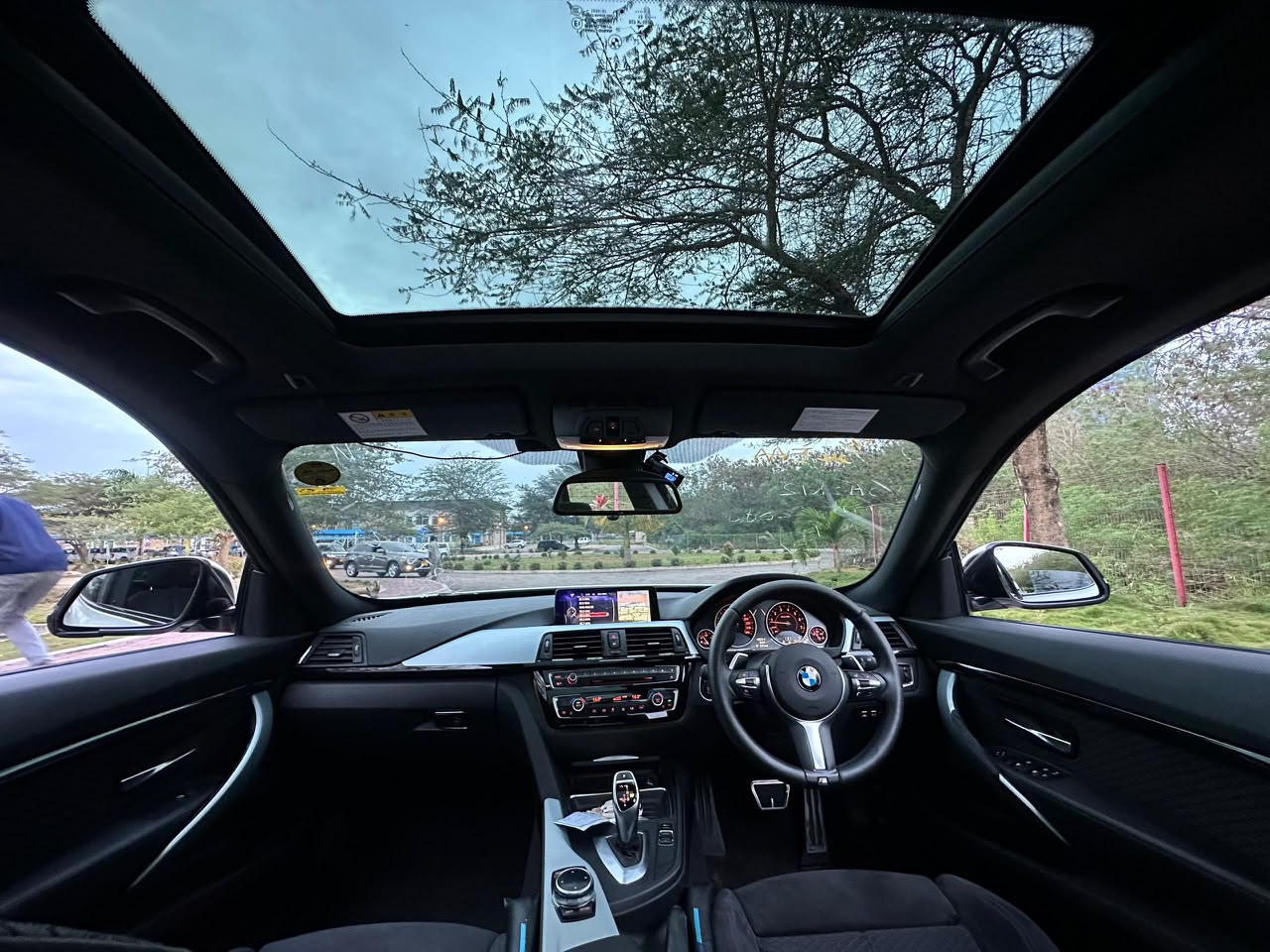Bmw GT M-Sports Manundu thumbnail 5